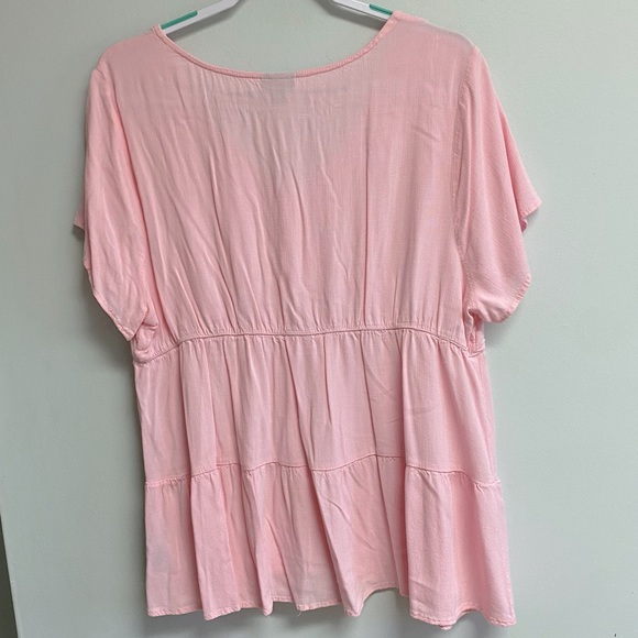 TORRID TOP - 2X (2) - Picture 6 of 8